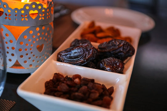 The Ultimate Guide to Dates: Freshness, Storage, Nutrition, and Health Benefits