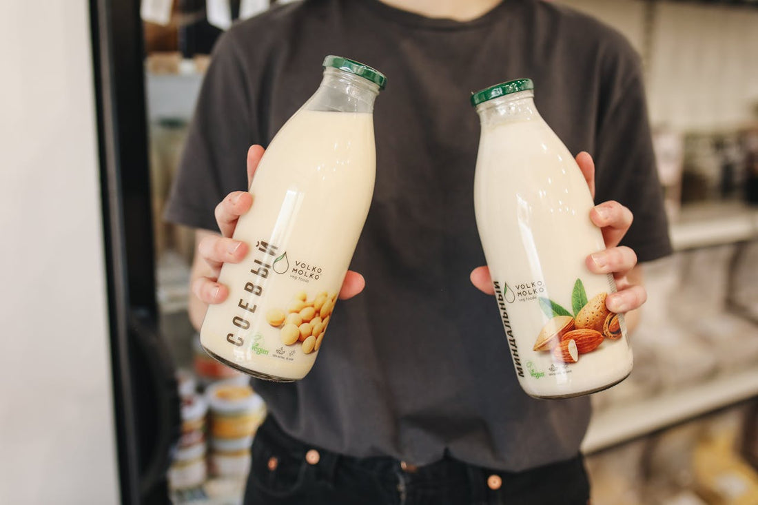 Soy Milk vs. Almond Milk: A Nutritional Comparison